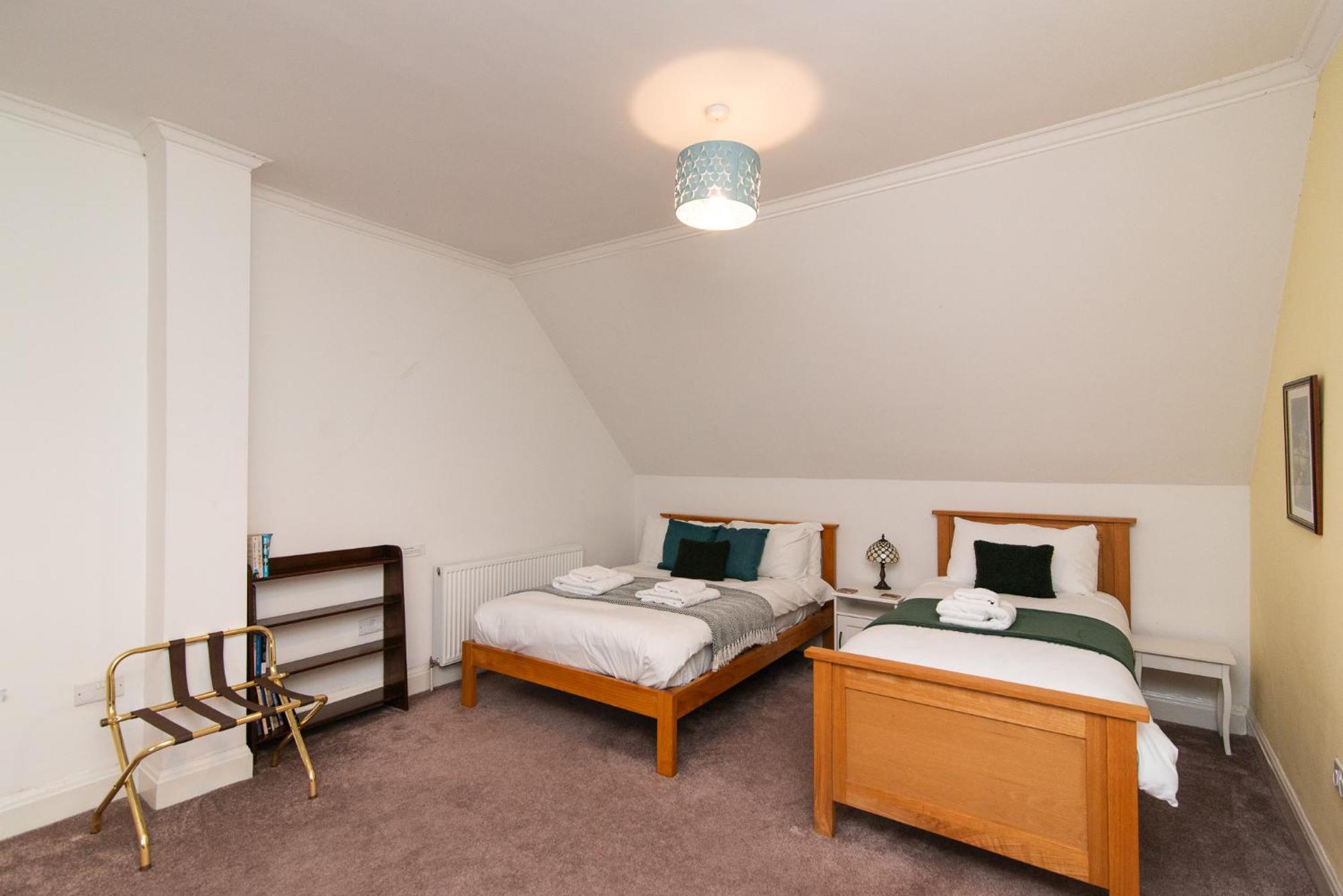 Spacious Retreat With River Views Near Peak District Matlock  Dış mekan fotoğraf
